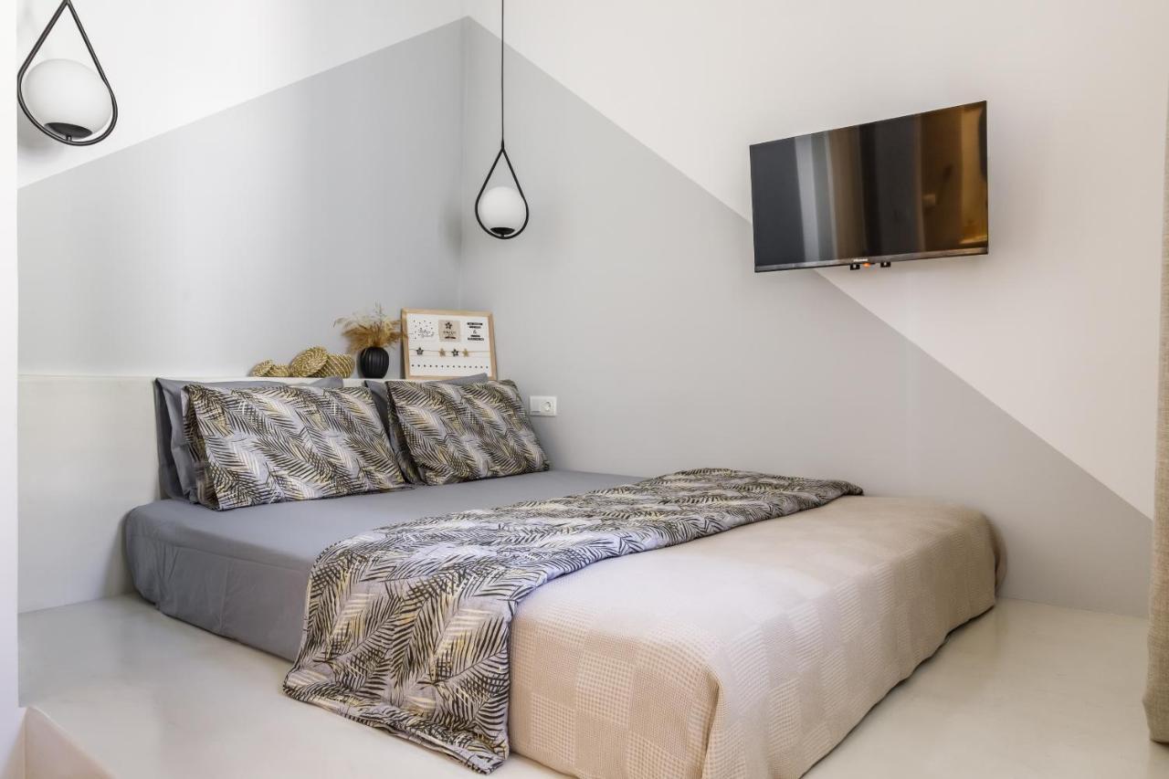 Breezy Rooftop House Skopelos Town Exterior photo